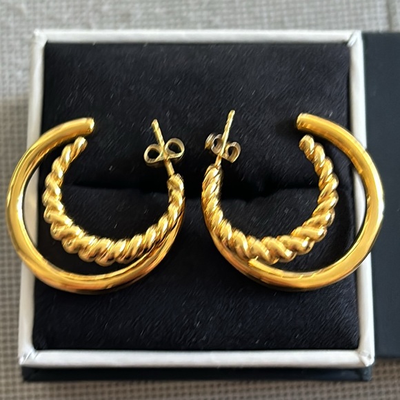 Missoma double hoop earrings gold toned - Picture 2 of 5